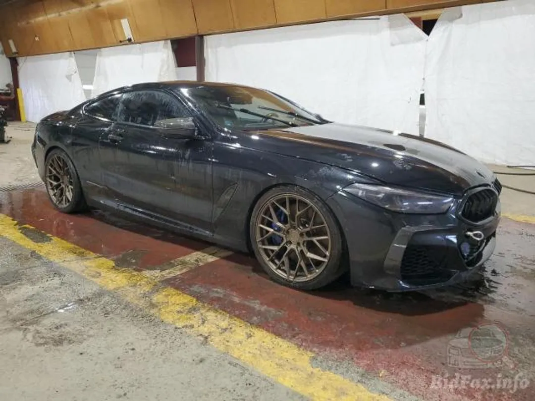 BMW M850i-4