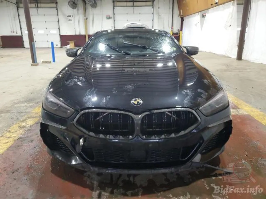 BMW M850i-5